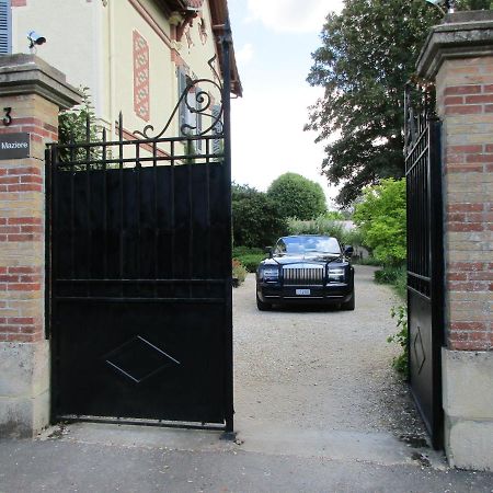 Villa Maziere Bourbon Conti Courlon-sur-Yonne Bagian luar foto